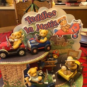 Cherished Teddies Teddies in Motion Collection.